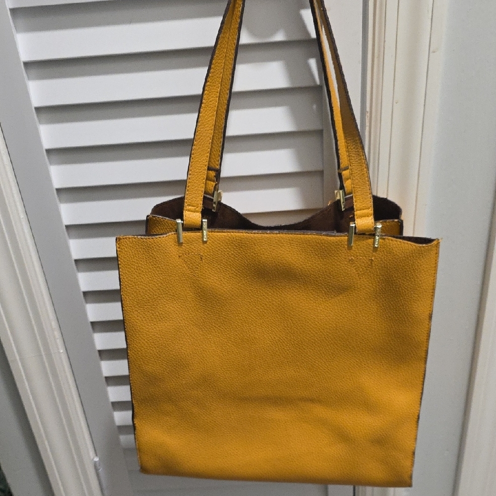 Steve Madden Turnlock Shoulder Tote Bag & Clutch Bag - Picture 9 of 15